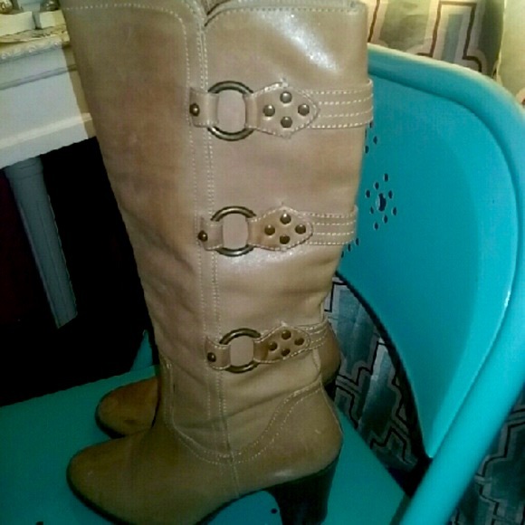 Light Tan Leather Boots size 9 - Picture 1 of 4